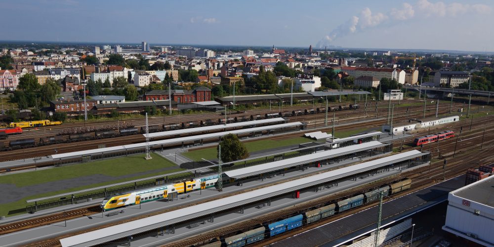 Ingenieurbauwerk 3D Visualisierung, Visualisierung der geplanten Umbaumaßnahme des Bahnhofs Cottbus. Ansicht Nord.